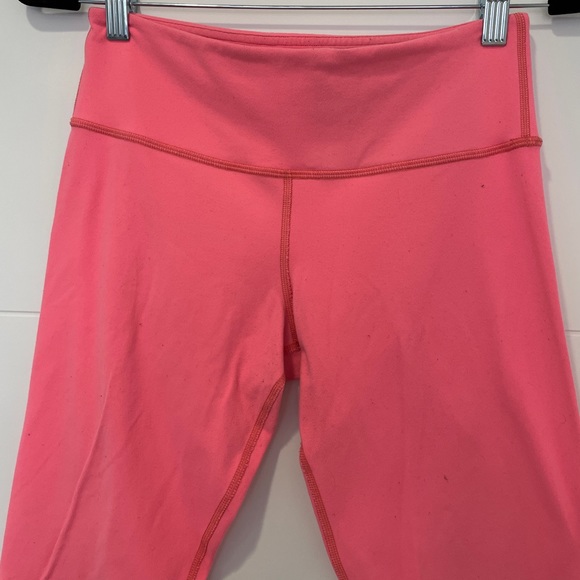 Lululemon Pink Cropped Leggings Mid-Rise Workout Pants Skin Fit Yoga Casual 6 - Picture 9 of 15